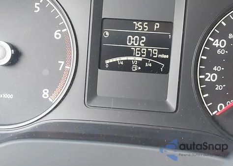 2013 Volkswagen Jetta 2.0L S z USA, uszkodzony, nr VIN 3VW2K7AJ5DM317078